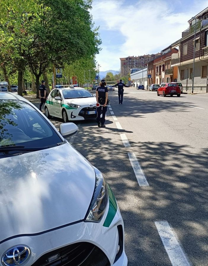 auto polizia municipale di nichelino