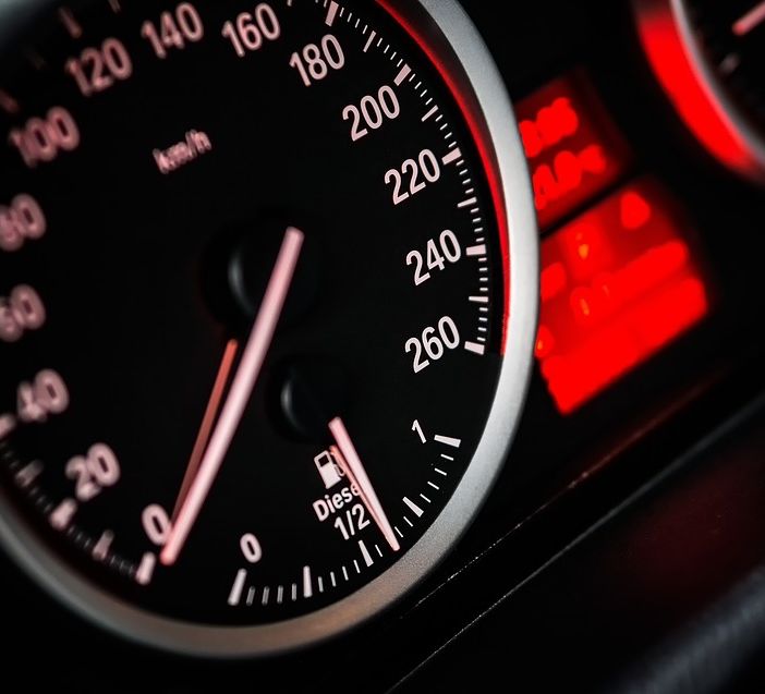 Auto e assicurazione, il ruolo determinante dell'attestato di rischio