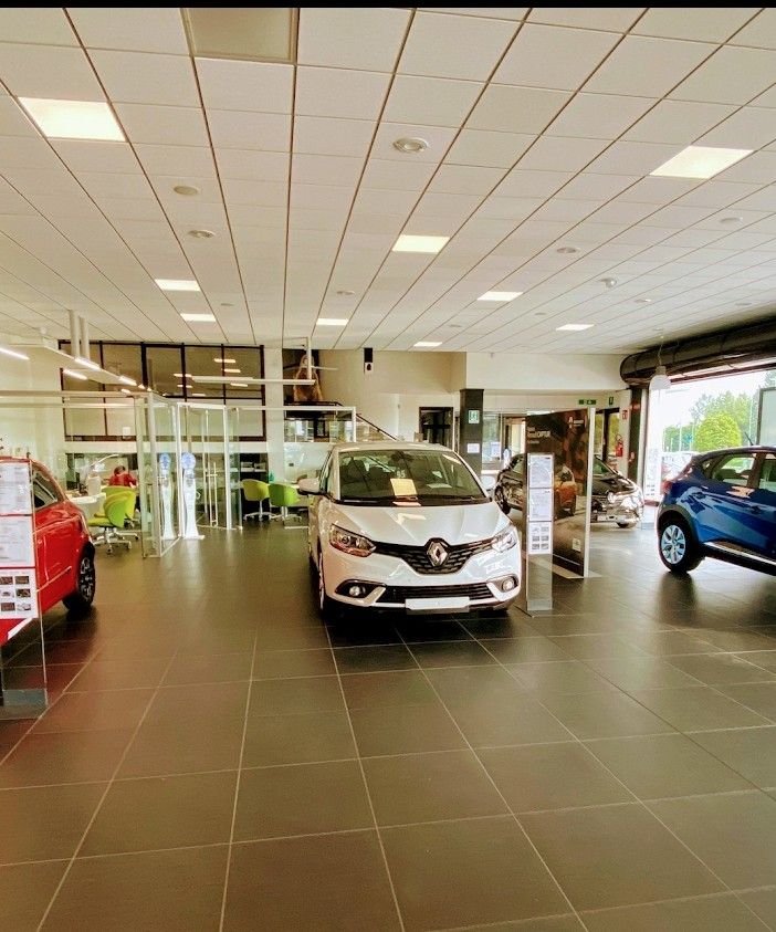 autosalone