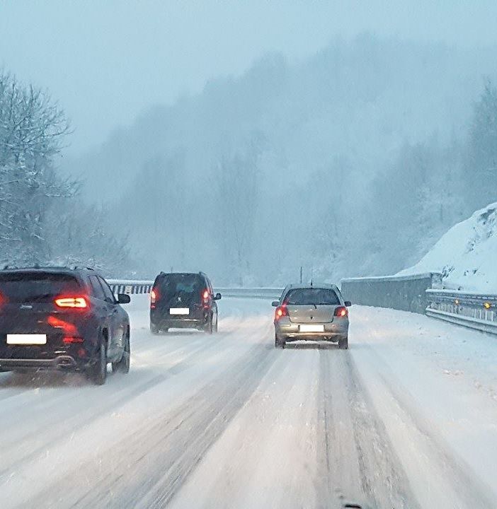 Con la neve arrivano anche i disagi: ferrovie e autostrade a rischio tilt
