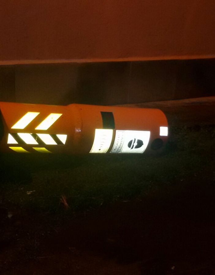 Automobilisti esasperati dalle troppe multe, autovelox divelti e buttati nei campi (FOTO)