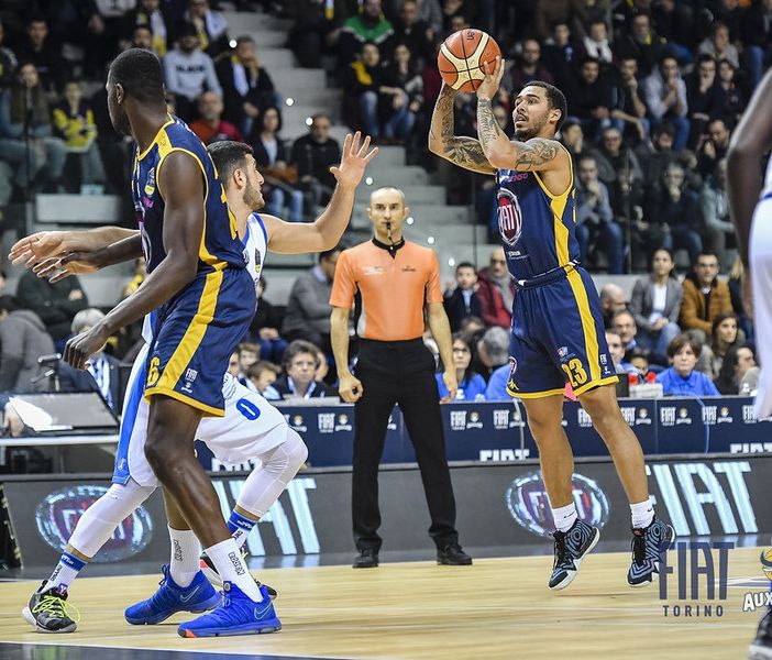 Auxilium basket, si profila la ripartenza dalla A2 con il titolo sportivo di Cagliari