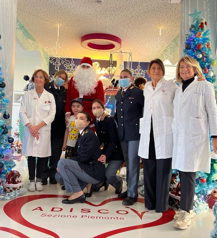 babbo natale polizia al regina