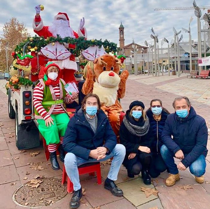 A Nichelino &quot;Babbo Natale...arriva a casa tua&quot;