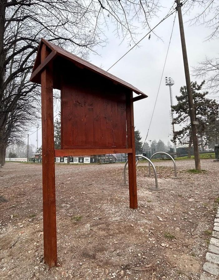 bacheca nel parco