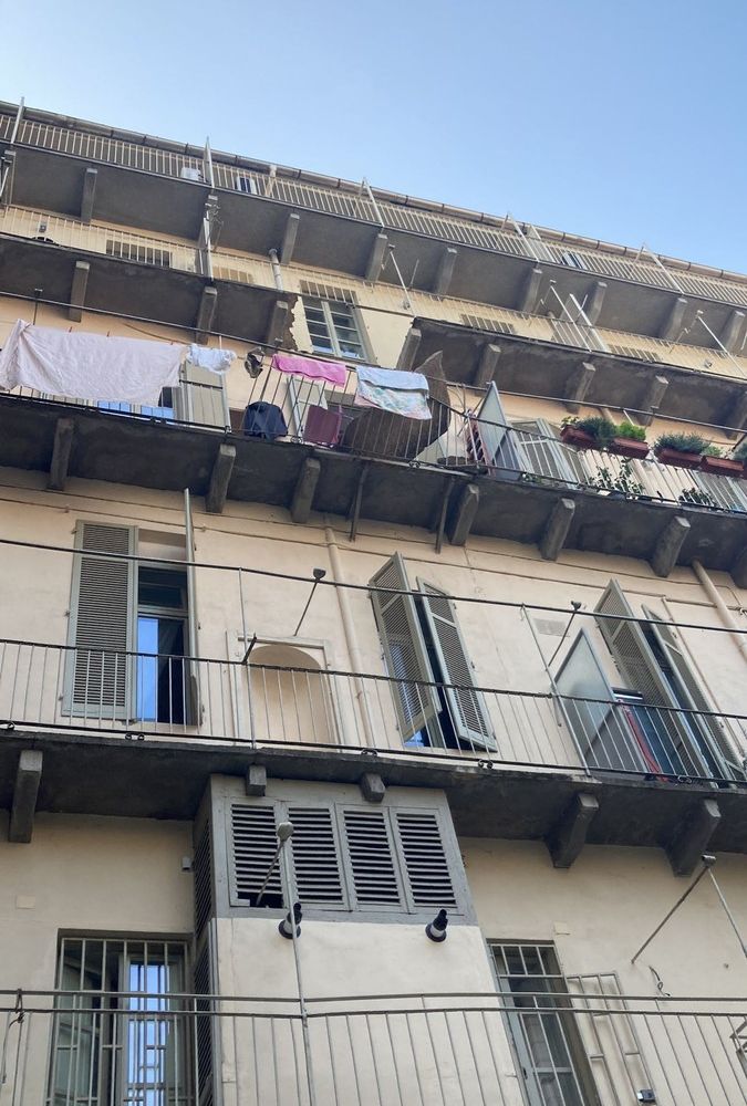 Balcone crollato a Torino