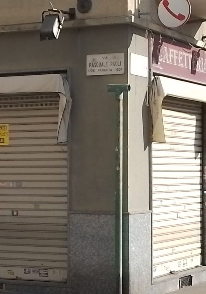 chiude bar storico