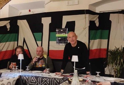 Per una sera gli Indians tornano a vivere: ricordi ed emozioni alla presentazione del libro di Beppe Franzo