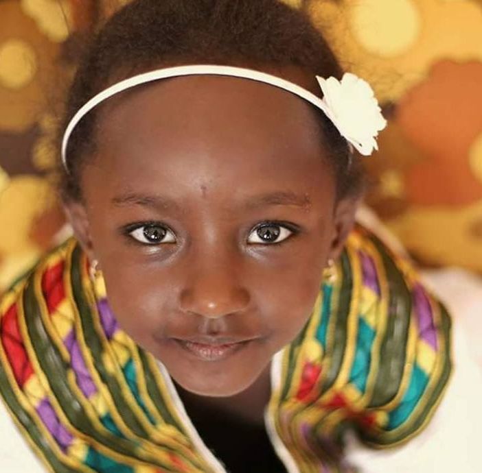 Bimba di 5 anni scompare da Ciriè: appello disperato della mamma