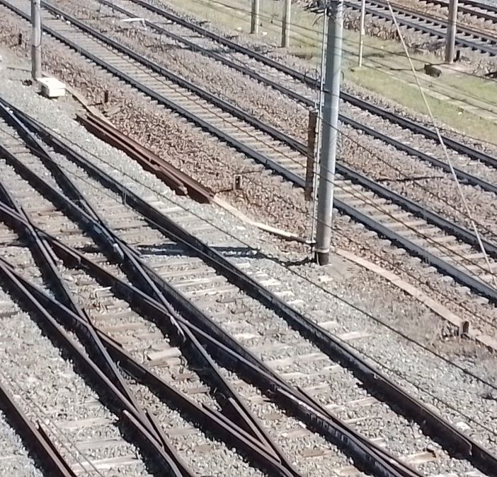 binari dei treni