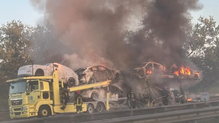 Autostrada bloccata in coda