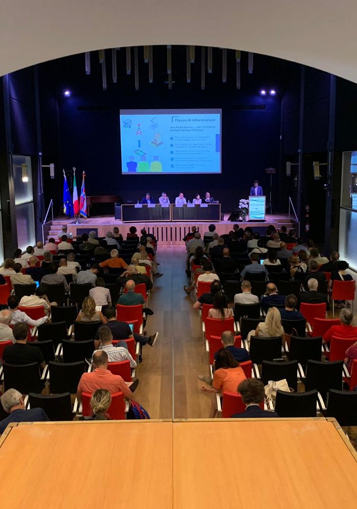 Blockchain e fiducia digitale&quot;: la Tech Week accende i riflettori sull'internet del futuro