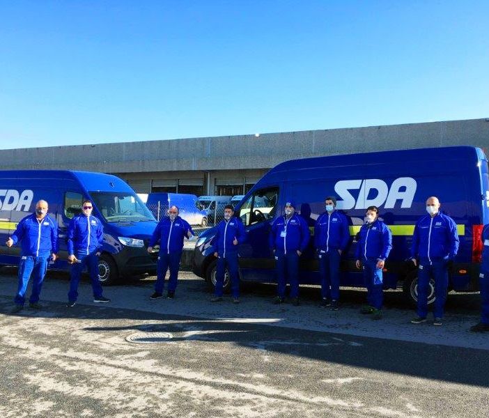 SDA, corriere di Poste Italiane, oggi consegnerà dosi di vaccino a Torino e provincia
