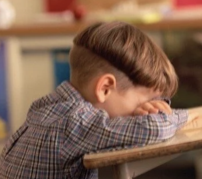&quot;Certi bambini non dovrebbero neanche nascere”: quasi 40mila firme per la petizione della mamma di un bambino con Adhd