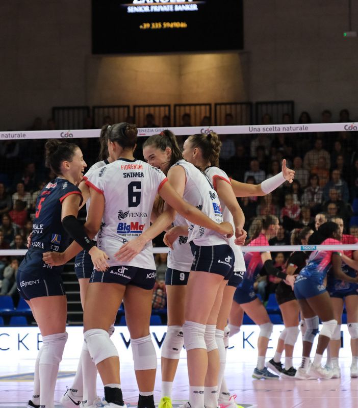 Volley, la Reale Mutua Fenera Chieri ’76 conquista due punti in Friuli