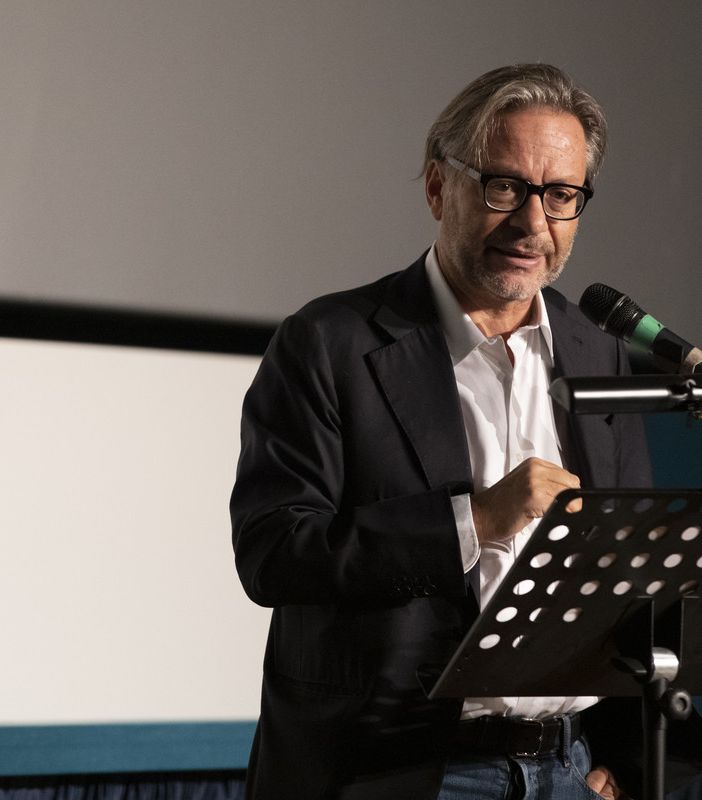 Torino Spiritualità comple 20 anni e celebra l'imperfezione umana: tra gli ospiti Massimo Recalcati e Vera Gheno