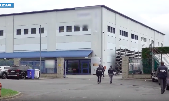 Smaltimento rifiuti, maxi operazione della Polizia in tutta Italia: sequestrato un sito attivo nel torinese