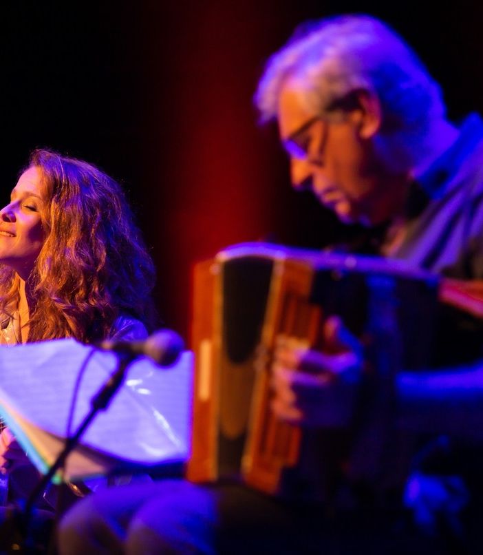 Al FolkClub, il concerto di Giua e Riccardo Tesi