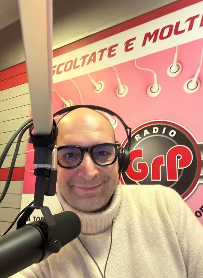 Dalle 15 alle 19, musica, notizie, sport e collegamenti