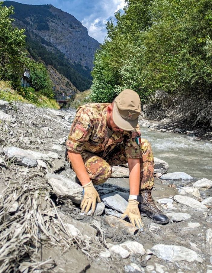 Bardonecchia, tra fango e detriti riemerge un ordigno della Seconda Guerra Mondiale