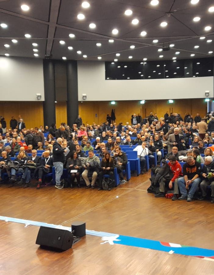 L'allarme dei sindacati: &quot;Con Mirafiori è come avessero già chiuso due fabbriche&quot;