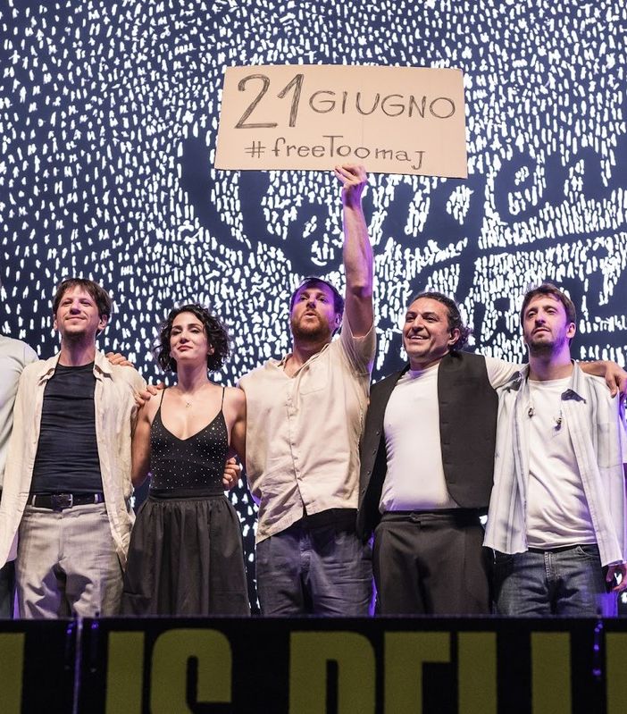 Festa della Musica, gli Eugenio in Via Di Gioia lanciano un appello per il rapper iraniano Toomaj Salehi