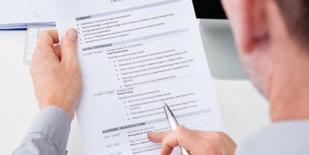 Come fare un curriculum per trovare un lavoro su Internet