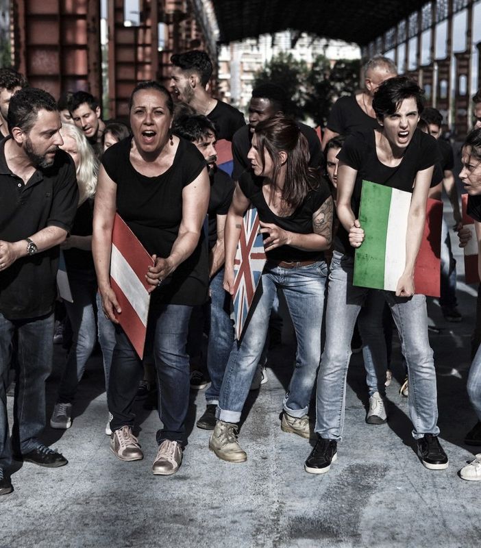 La compagnia assaiASAI sfonda i muri del web per l'Associazione &quot;Camminare Insieme&quot;