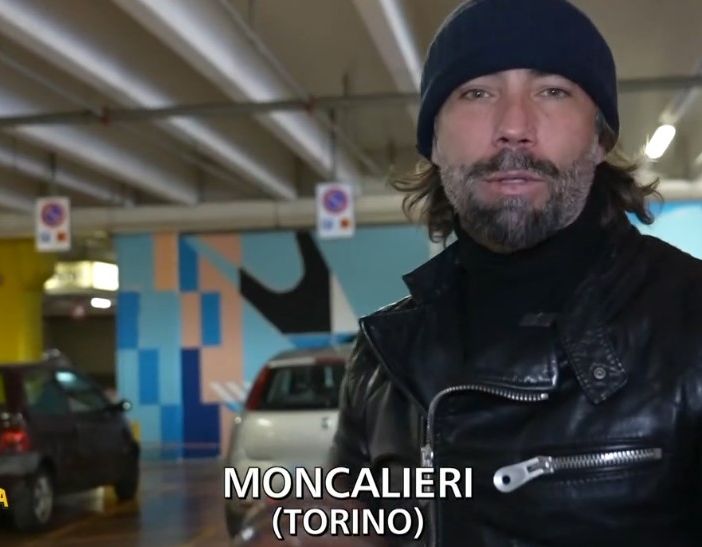 Brumotti a Moncalieri per inchiodare i 'furbetti del parcheggio'