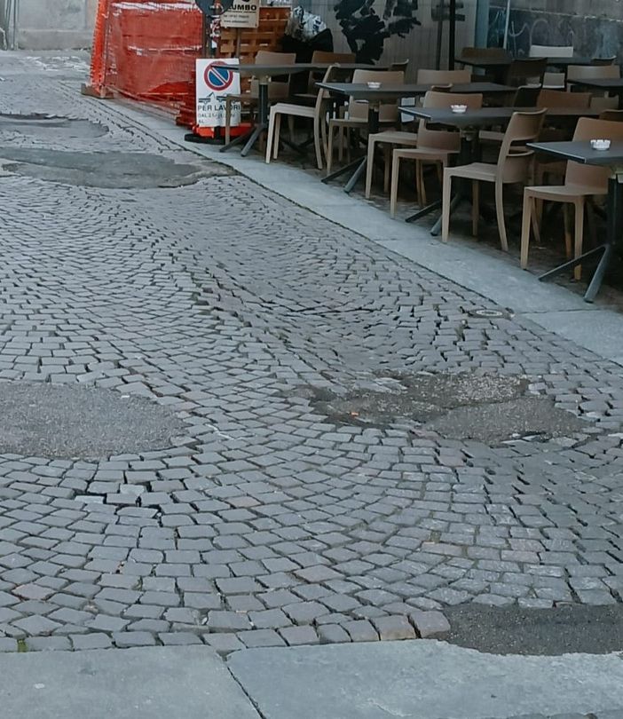 Pioggia, strade piene di buche. Lo Russo: &quot;I cittadini hanno ragione a lamentarsi. Miglioriamo le manutenzioni&quot;