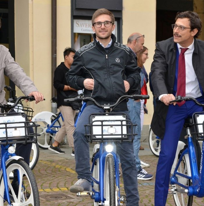 Alba: bike sharing “Bus2Bike” a pagamento dal 13 giugno 2018