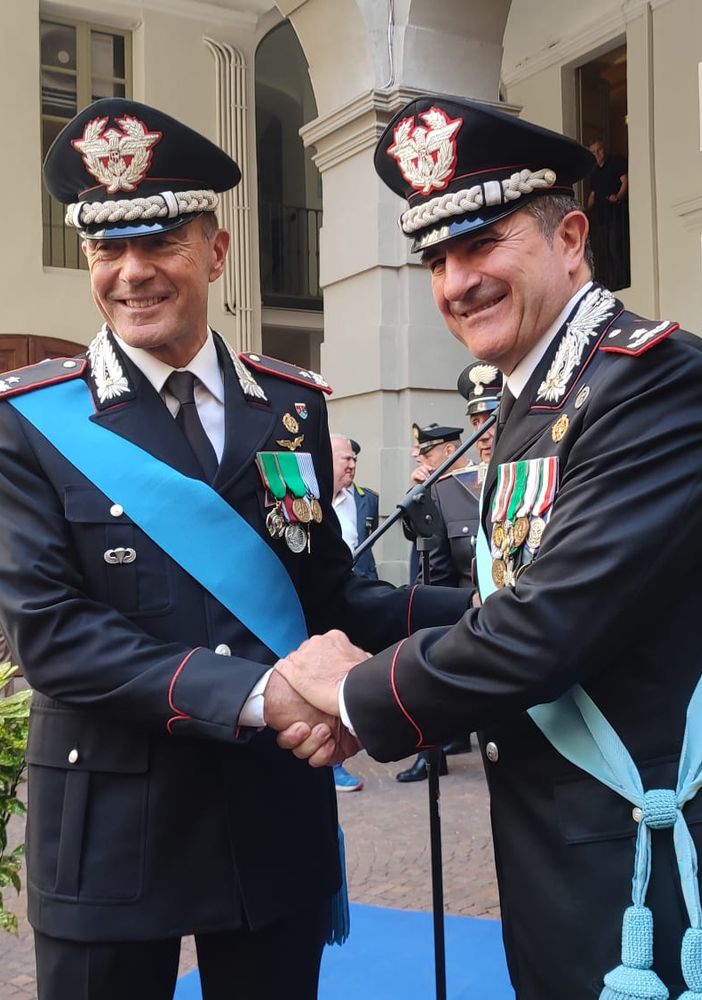 Cambiano i vertici regionali dei Carabinieri: il generale Paterna sostituisce Di Stasio