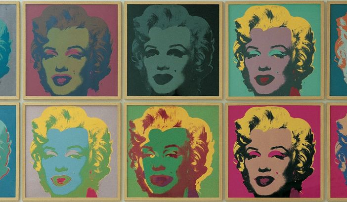 Camera si fa “pop”, la fotografia per raccontare gli anni ‘60 di Warhol e Schifano