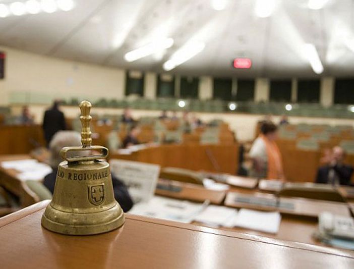 Più trasparenza sui dati di consiglieri, assessori e nominati
