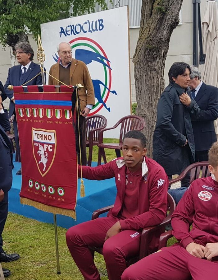 Collegno, inaugurato presso l'Aero Club monumento dedicato agli Invincibili