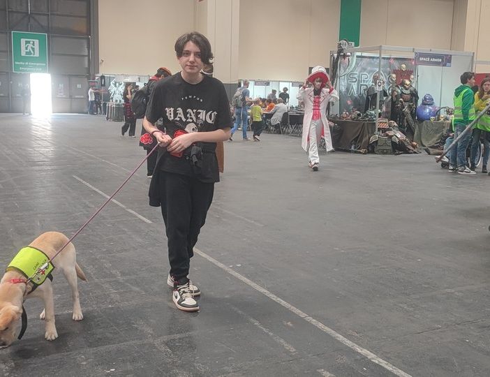 Nella confusione di Torino Comics con il cane di assistenza, la storia di Sofia: &quot;Senza Indi non sarebbe qui&quot;