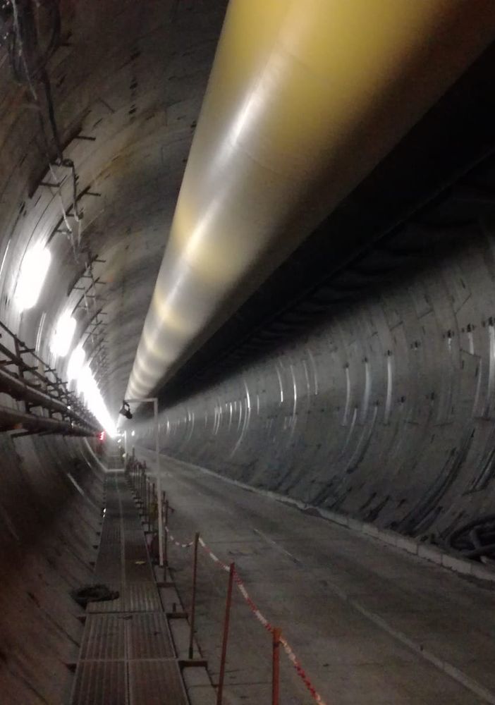 Tav, il tunnel &quot;che non c'è&quot; viaggia verso l'Italia a 17 metri al giorno e lavora anche a Natale (FOTO)