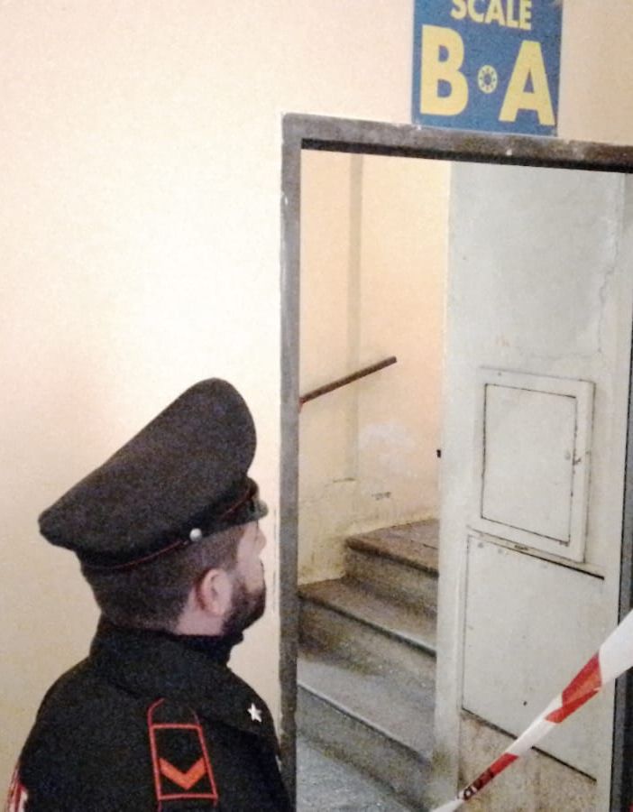 Cadavere nelle cantine delle case popolari di via San Massimo 33, un condomino fermato per omicidio