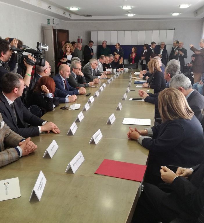 Da Saluzzo parte la lotta del Piemonte contro il caporalato nell'agricoltura