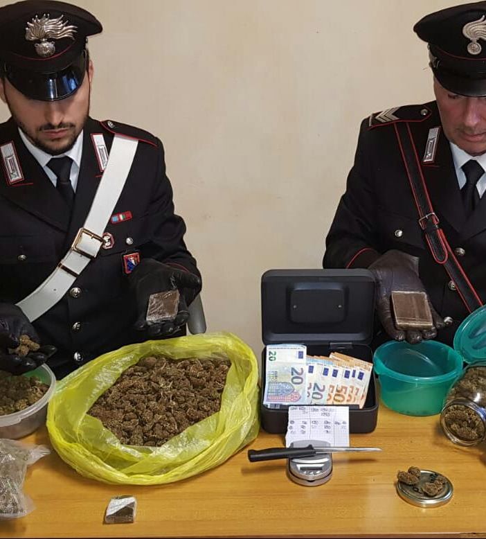 Ivrea, trovato con oltre un chilo di droga dai carabinieri: arrestato