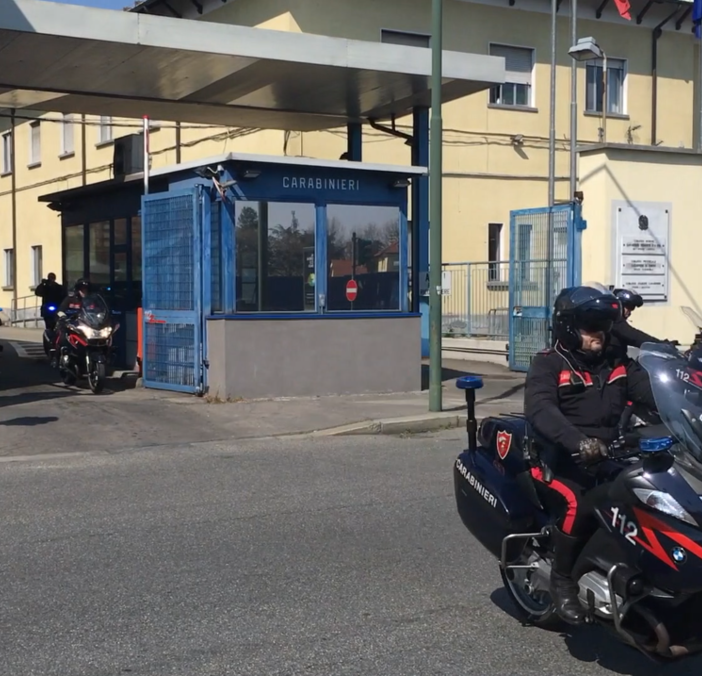 Tenta di rubare una smerigliatrice da 100 euro ma viene scoperta: in manette