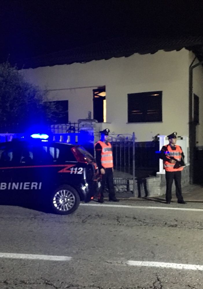 Montalenghe, agguato davanti ad un villa durante un sopralluogo dei Carabinieri (FOTO E VIDEO)