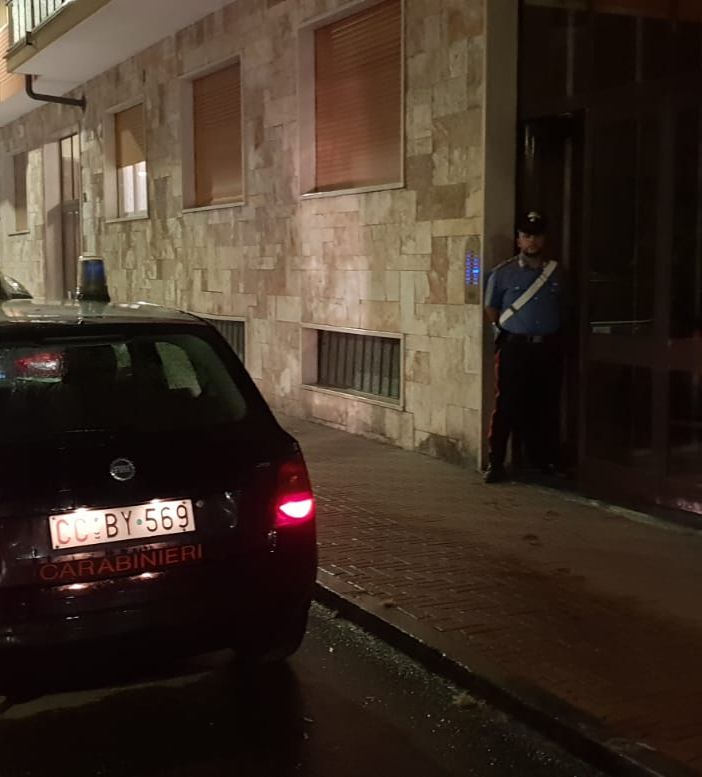 Nichelino, in manette 23enne autore di furti nei negozi e nei centri di quartiere