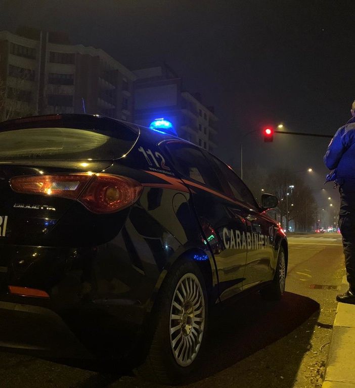 Fermato con indosso fumo e erba ad Alpignano, per un 30enne scattano i domiciliari