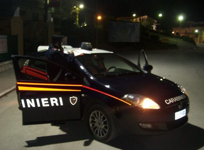 carabinieri moncalieri - foto d'archivio