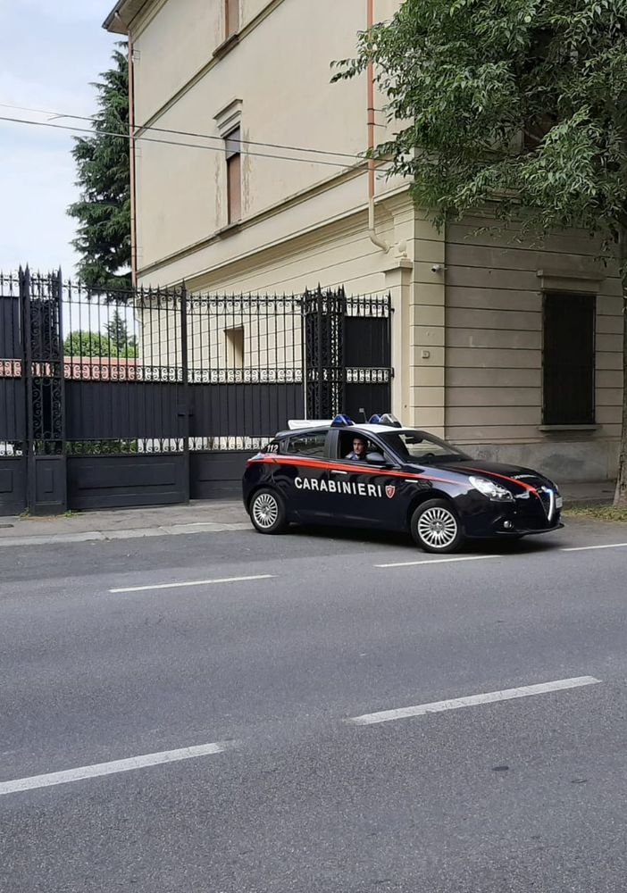 Tragedia di Volvera, in prognosi riservata la figlia 29enne ferita a colpi di pistola dal padre