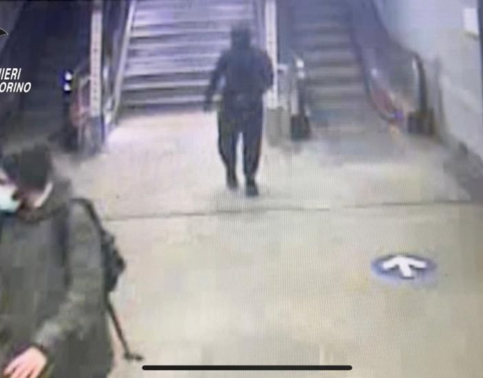 aggressione in metropolitana - foto d'archivio