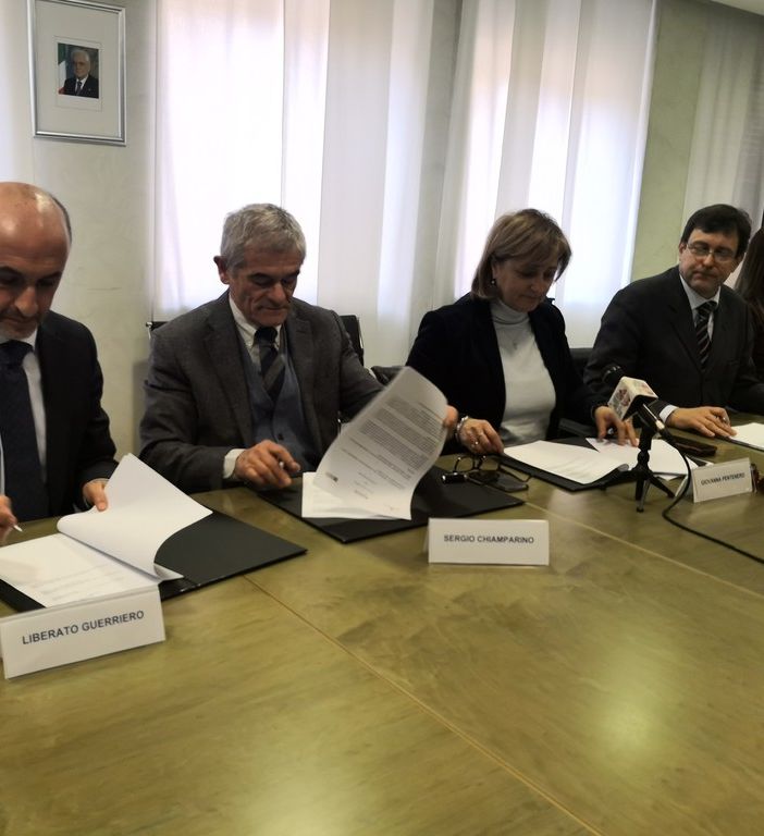 Nelle carceri piemontesi uno sportello per aiutare i detenuti a trovare lavoro dopo il fine pena