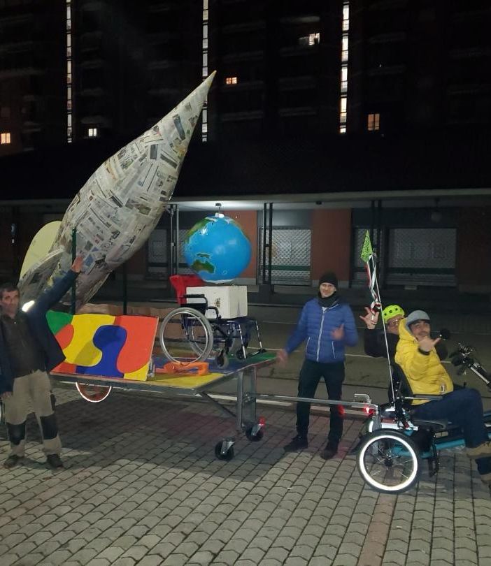 Carnevale, per la prima volta sfila il carro inclusivo &quot;Carcarin - Per un mondo perfetto attaccati al razzo&quot;