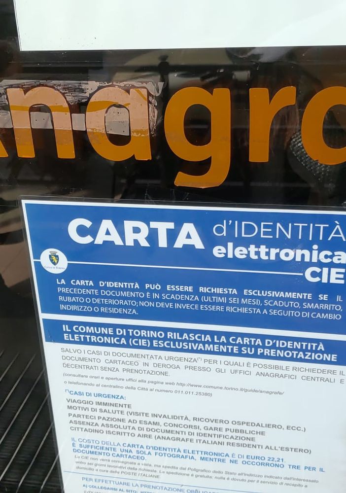 Torino, &quot;bagarini&quot; della carta identità elettronica: la Città li scopre e li blocca